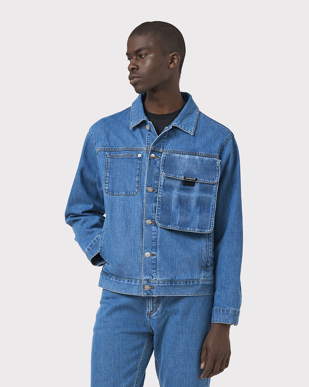 VESTE LAYOUT