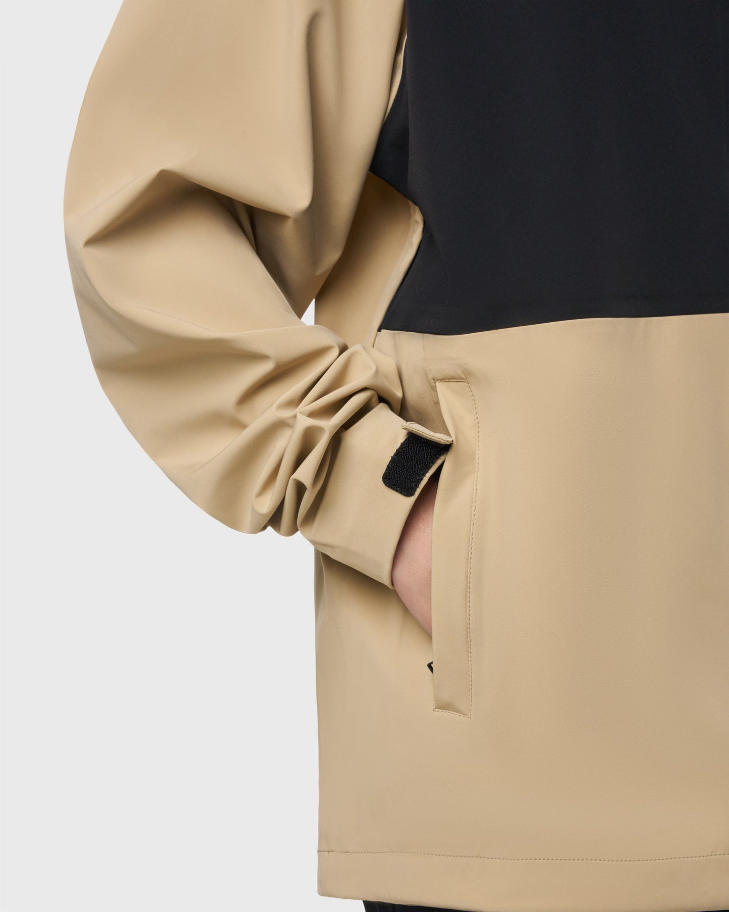 Hardshell_Jacket_Interlude_Incense__11-min - Beige