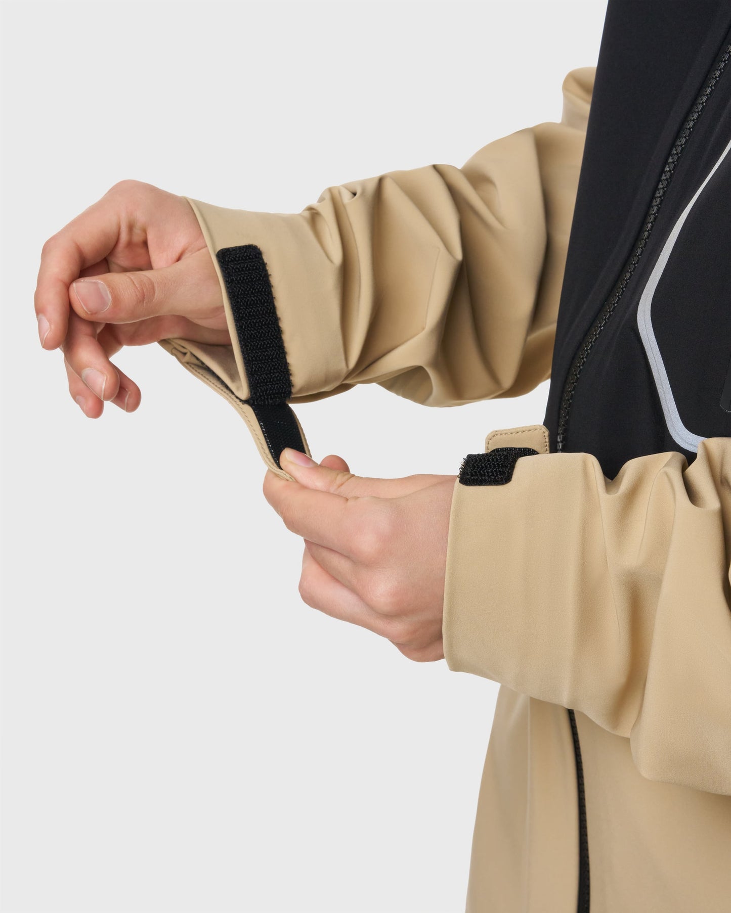 Hardshell_Jacket_Interlude_Incense__13-min - Beige