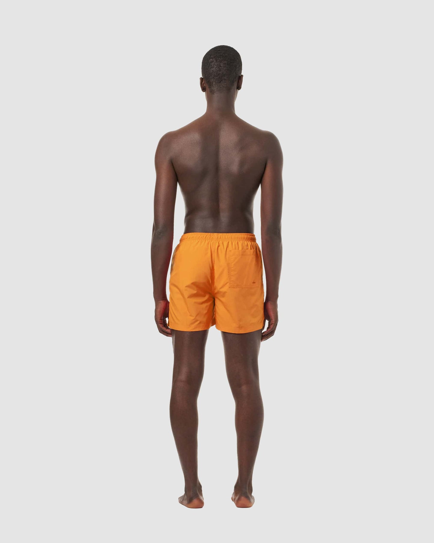 Short_fade_Silouette_back_orange-min - Orange balisage