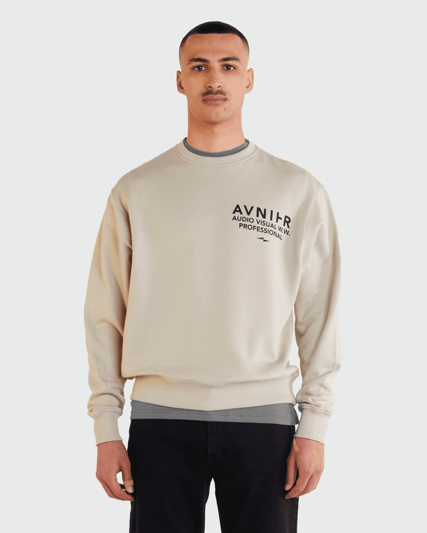 crewneck-encore-feather-gray-v3-avnier-vetement-orelsan-4-silhouette-face - beige travertin