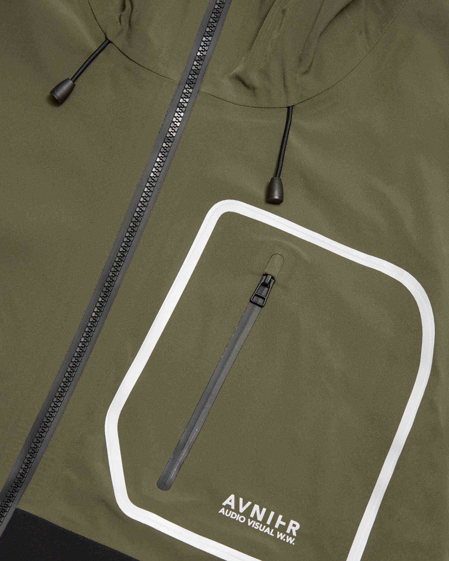 veste-hardshell-interlude-kaki-avnier-durable-5-detail_d92ff5ac-b2cd-4b89-acaa-1a3087f4c635 - Kaki
