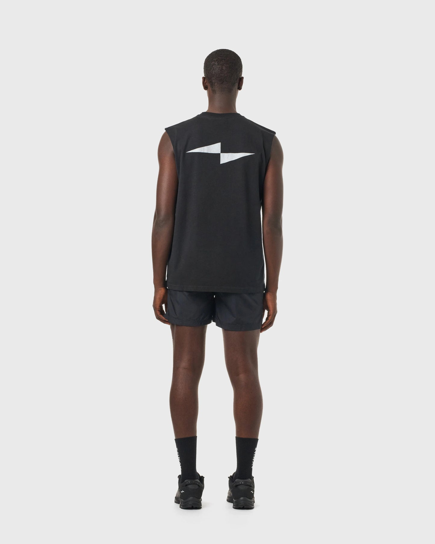 SLEEVELESS SHIRT ACCELERATOR