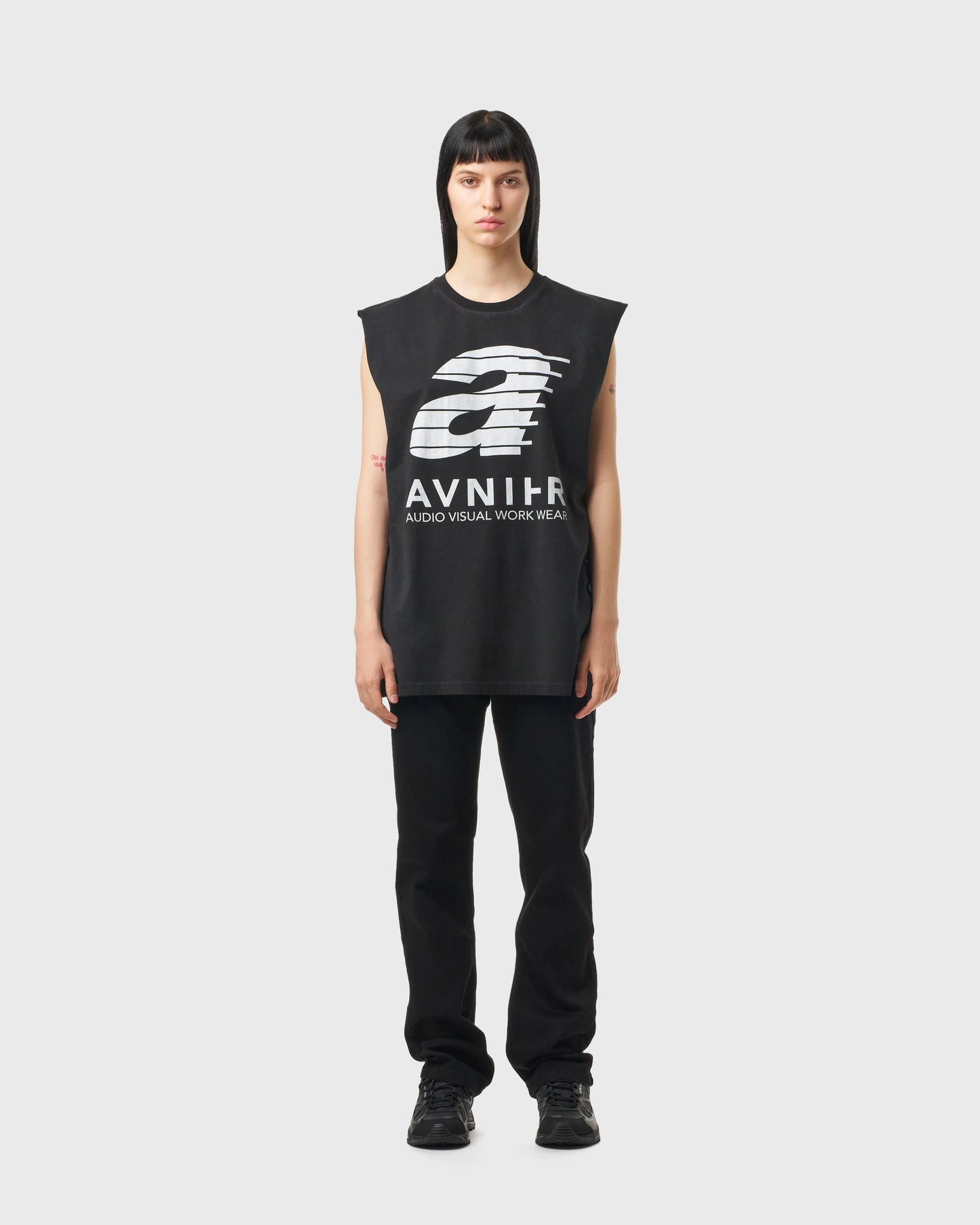 SLEEVELESS SHIRT ACCELERATOR