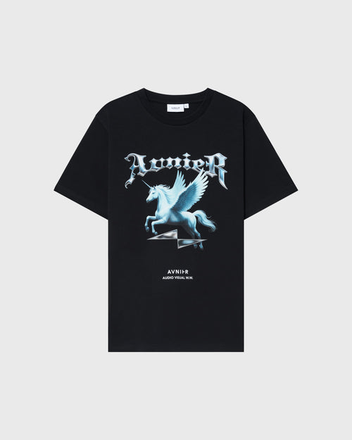 T-shirt Pégas AVNIER noir, vue de face, illustration pégase bleu et lettrage AVNIER.