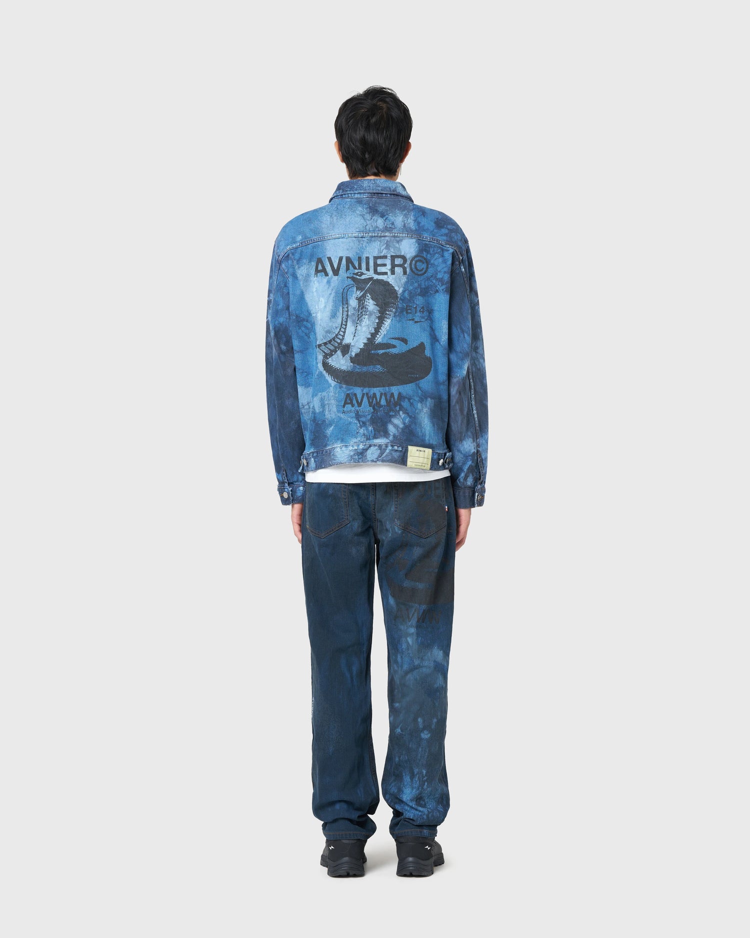 DIRTY BLACK