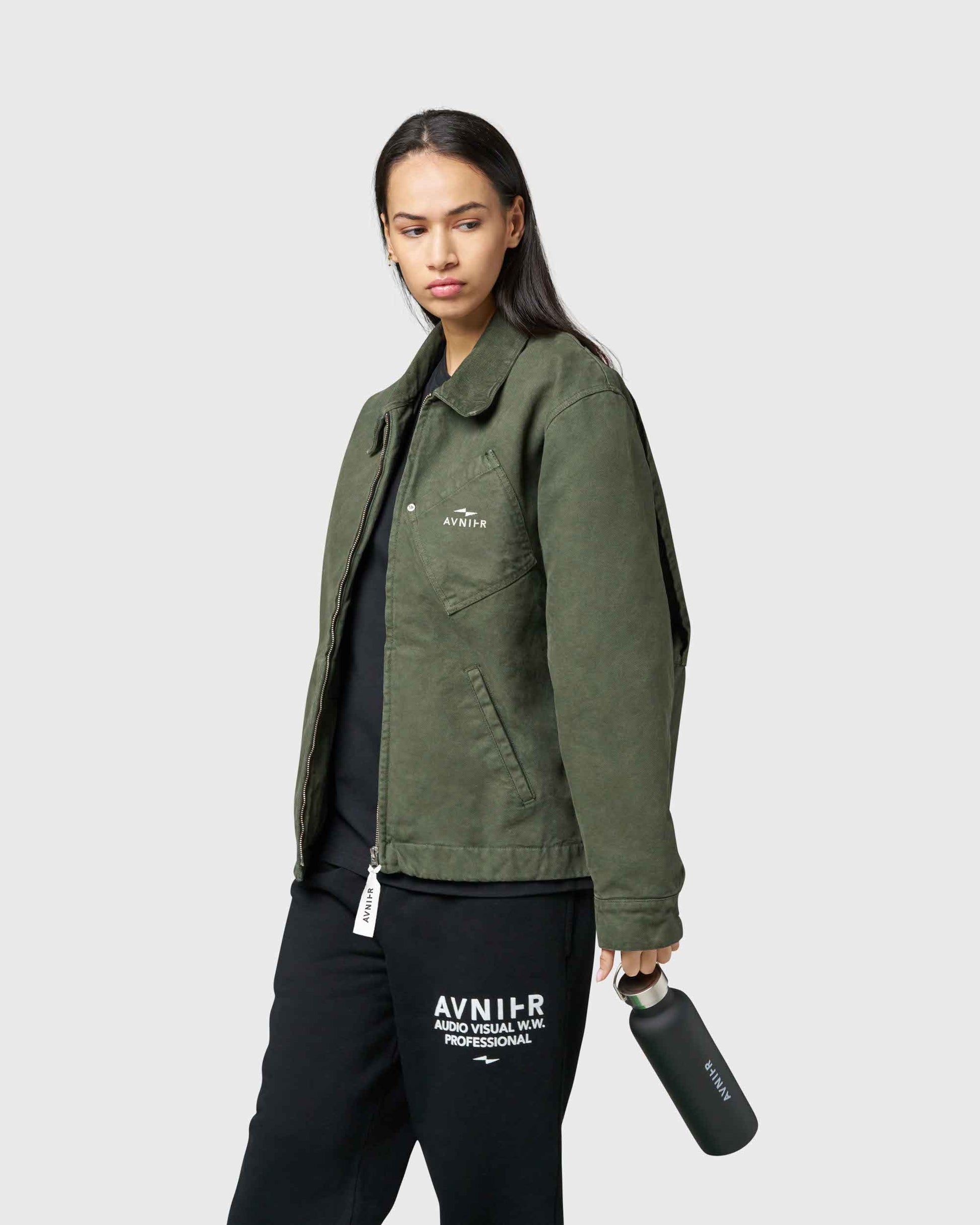 veste-operator-kaki-avnier-vue-trois-quarts-femme - kaki